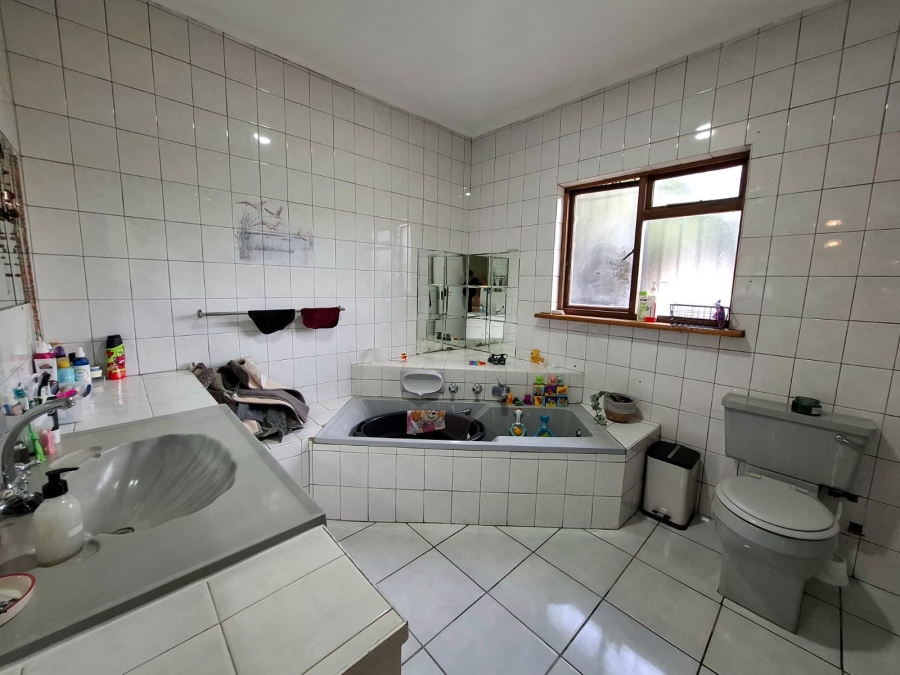 2 Bedroom Property for Sale in Tweespruit Estate Western Cape